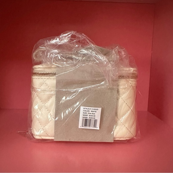 NEW Valentino vanity case - Picture 3 of 3